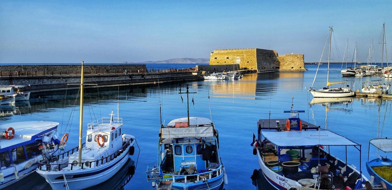 Ρetipe Penthouse Apartment With Spacious Balcony In Heraklion Center Exteriér fotografie